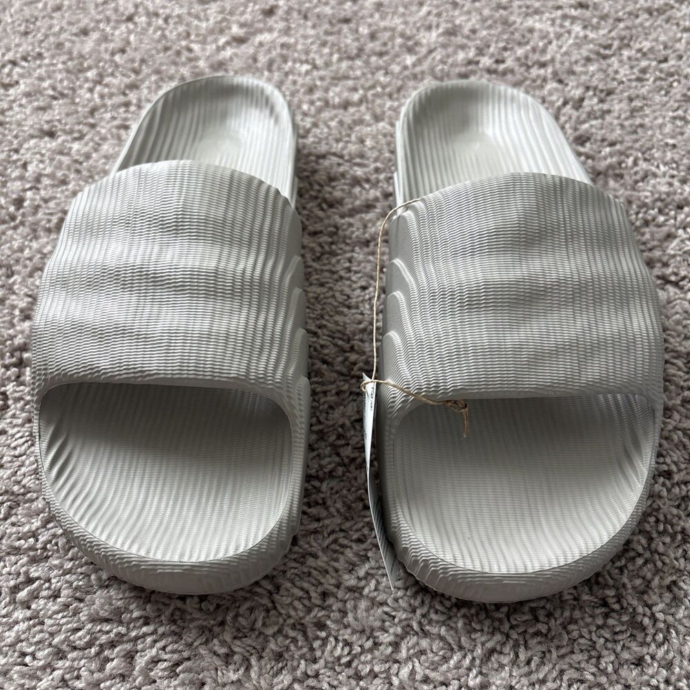 Adidas Adilette 22 Slides Men's Size 13 New Box Tag Light Brown HQ4670 Sandal